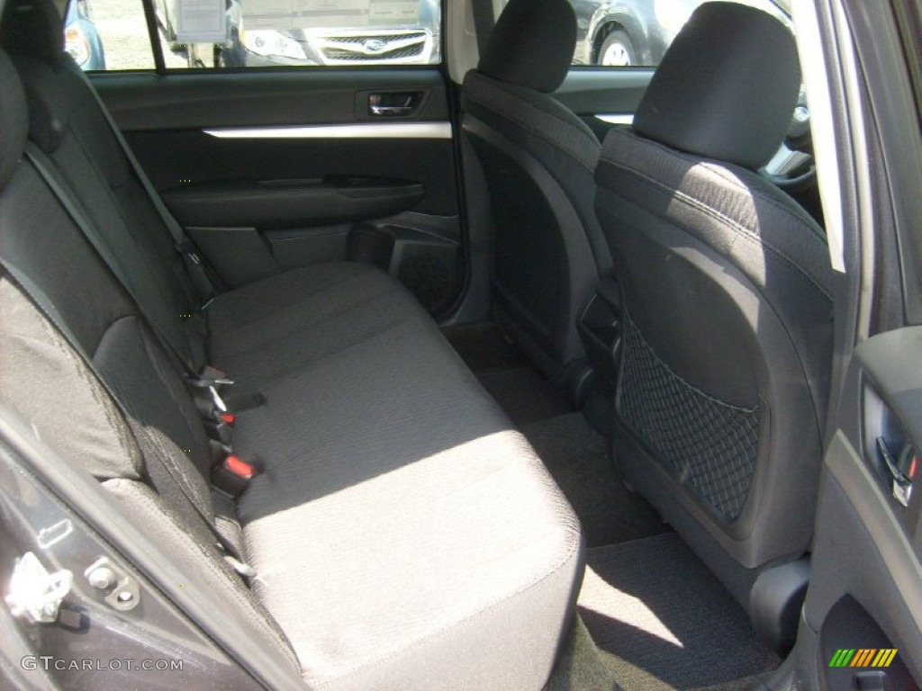 2011 Outback 2.5i Premium Wagon - Graphite Gray Metallic / Off Black photo #6
