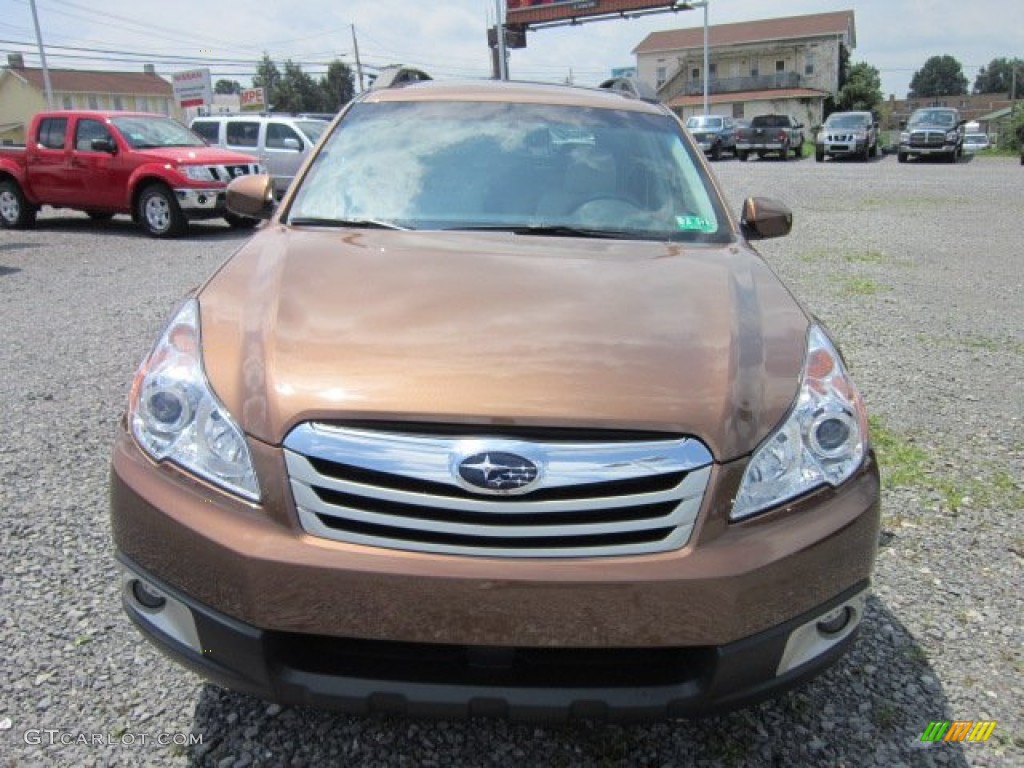 2011 Outback 2.5i Premium Wagon - Caramel Bronze Pearl / Warm Ivory photo #2