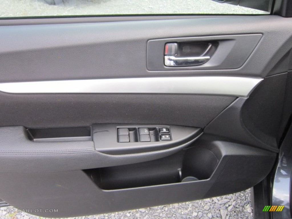 2011 Outback 2.5i Wagon - Graphite Gray Metallic / Off Black photo #15