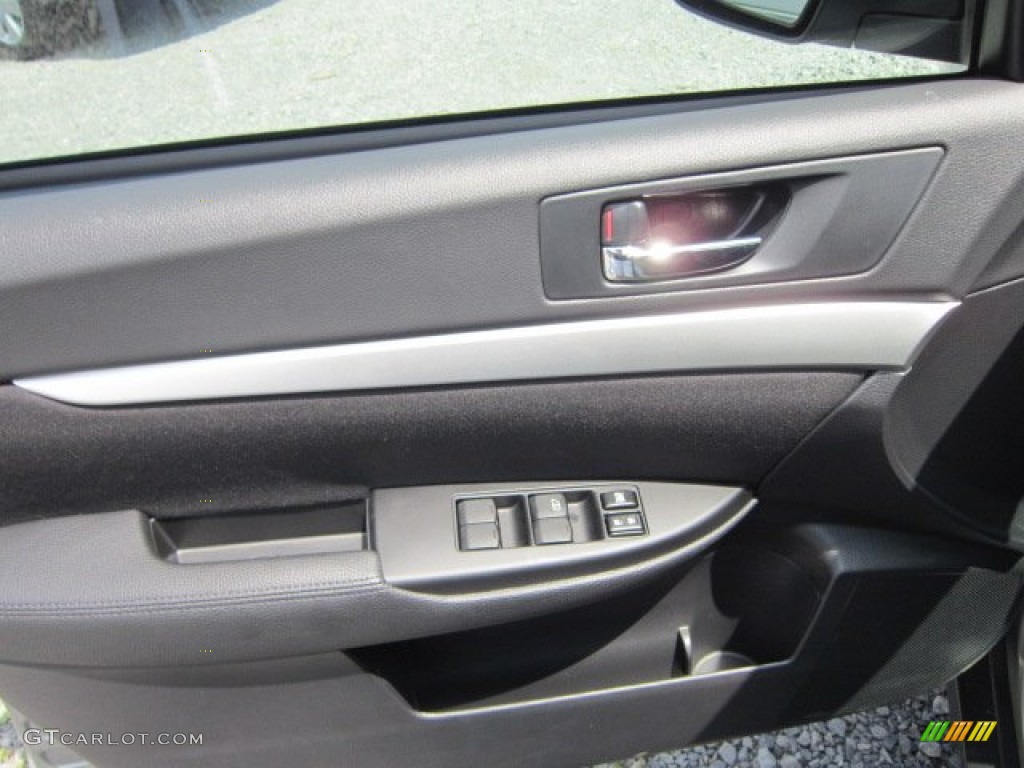 2011 Outback 2.5i Wagon - Steel Silver Metallic / Off Black photo #15