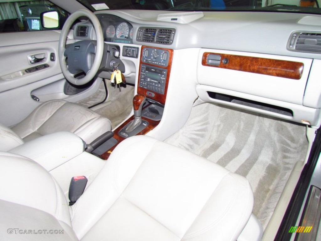 2001 C70 HT Convertible - Mystic Silver Metallic / Beige photo #14
