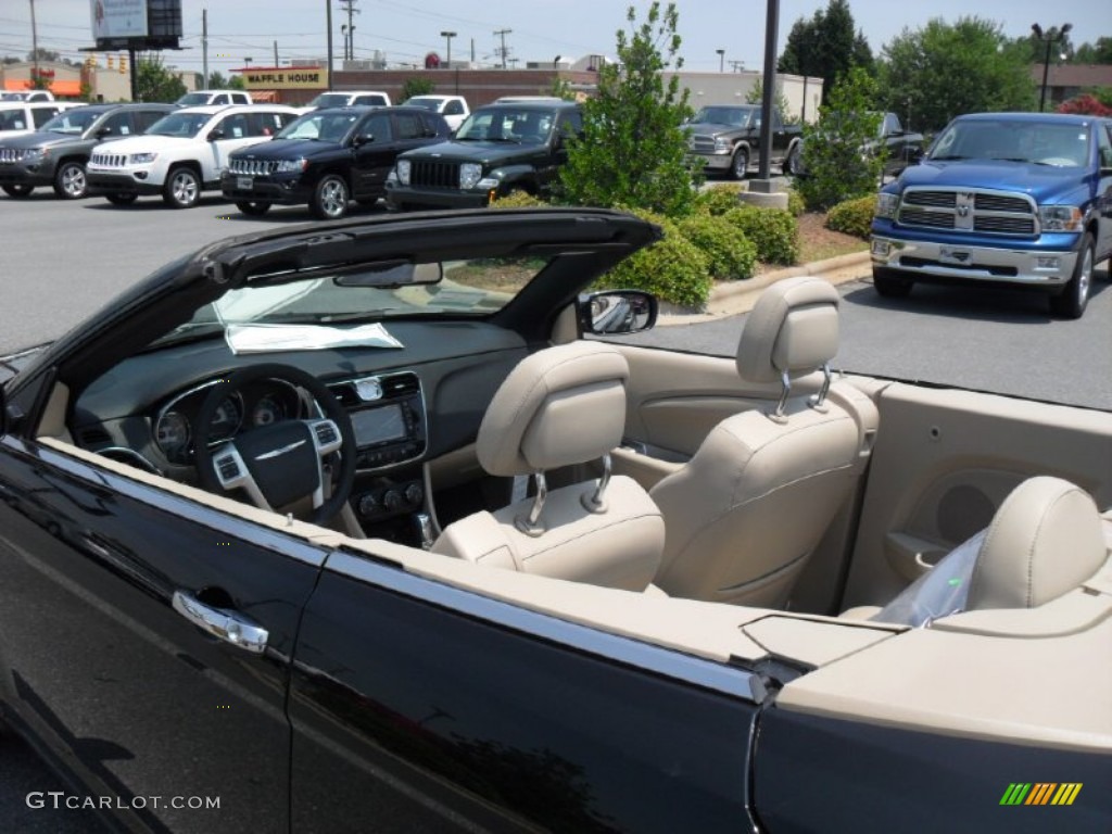 Black/Light Frost Beige Interior 2011 Chrysler 200 Limited Convertible Photo #51725383