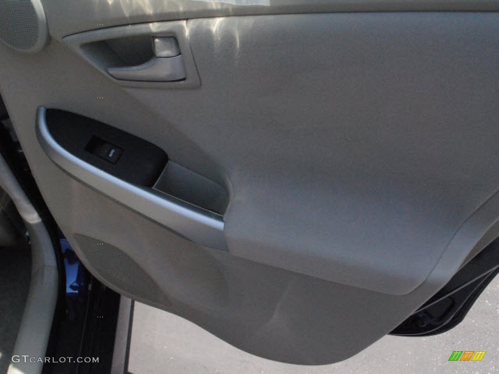 2010 Prius Hybrid III - Blue Ribbon Metallic / Misty Gray photo #6