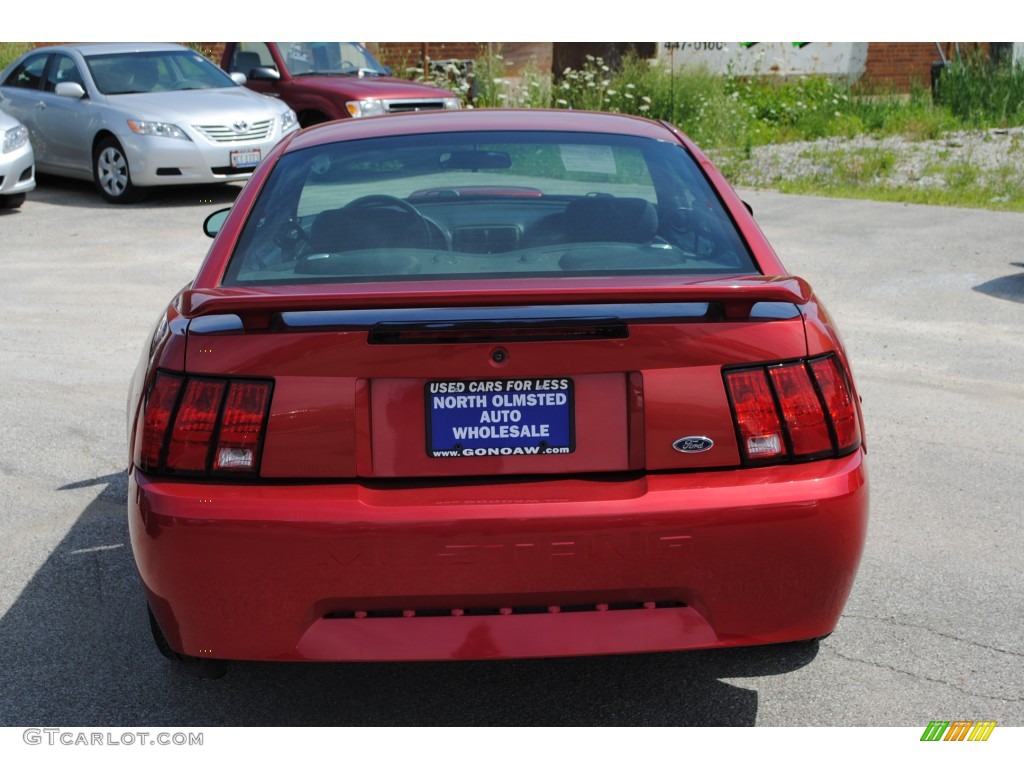 2002 Mustang V6 Coupe - Laser Red Metallic / Dark Charcoal photo #6