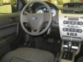Ebony Black - Focus SE Sedan Photo No. 4