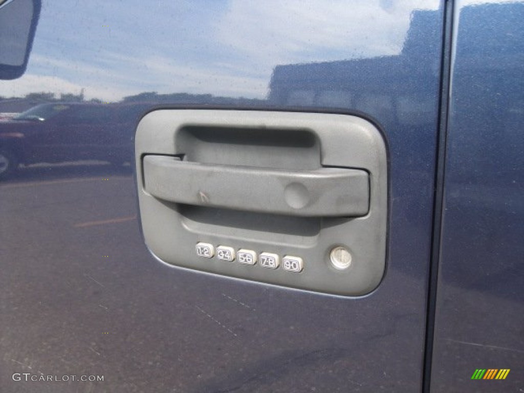 2004 F150 FX4 SuperCrew 4x4 - True Blue Metallic / Black/Medium Flint photo #20