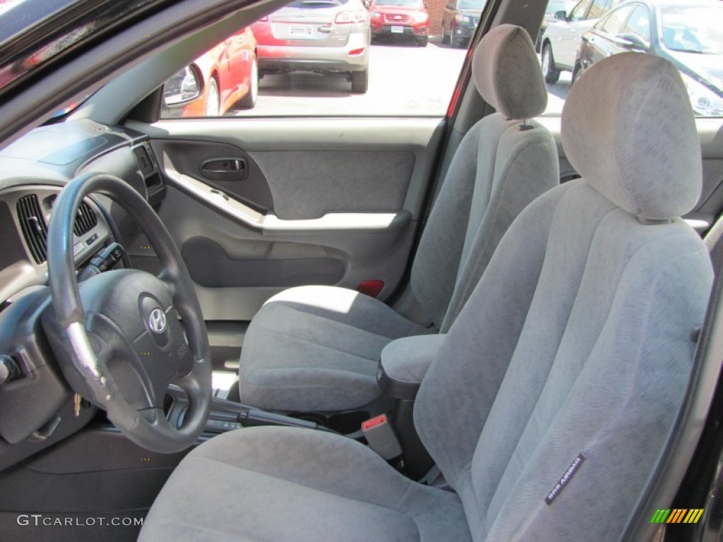 2004 Elantra GLS Sedan - Black Obsidian / Gray photo #10