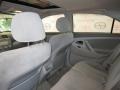 Super White - Camry LE Photo No. 19