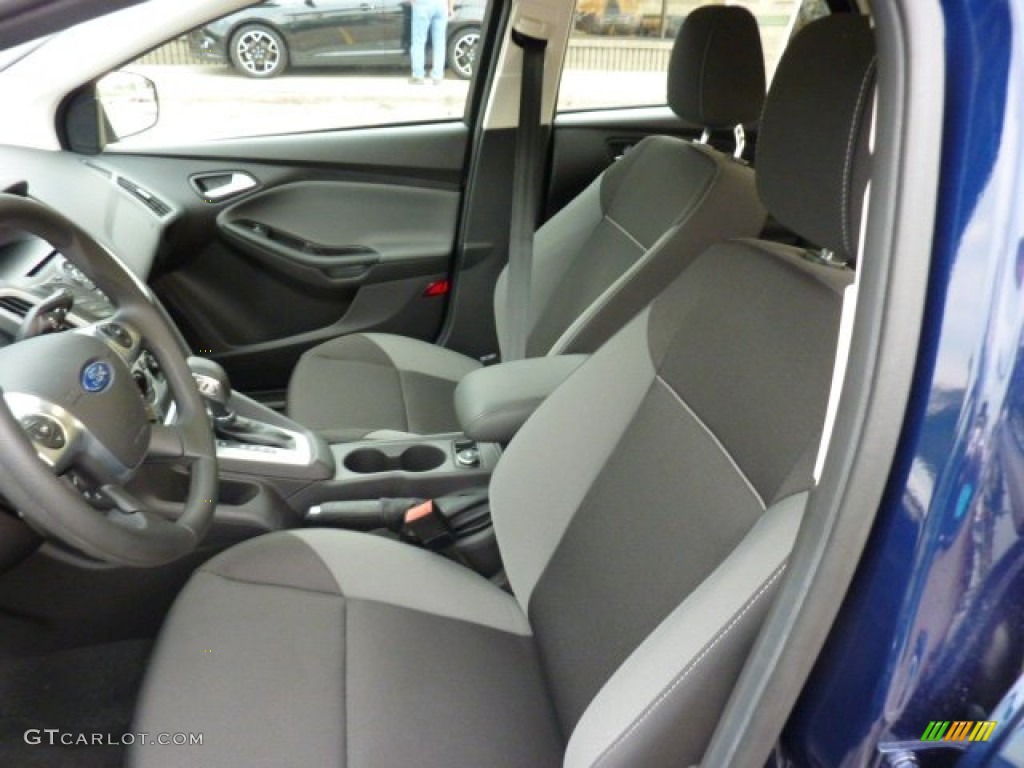 2012 Focus SE 5-Door - Kona Blue Metallic / Charcoal Black photo #10