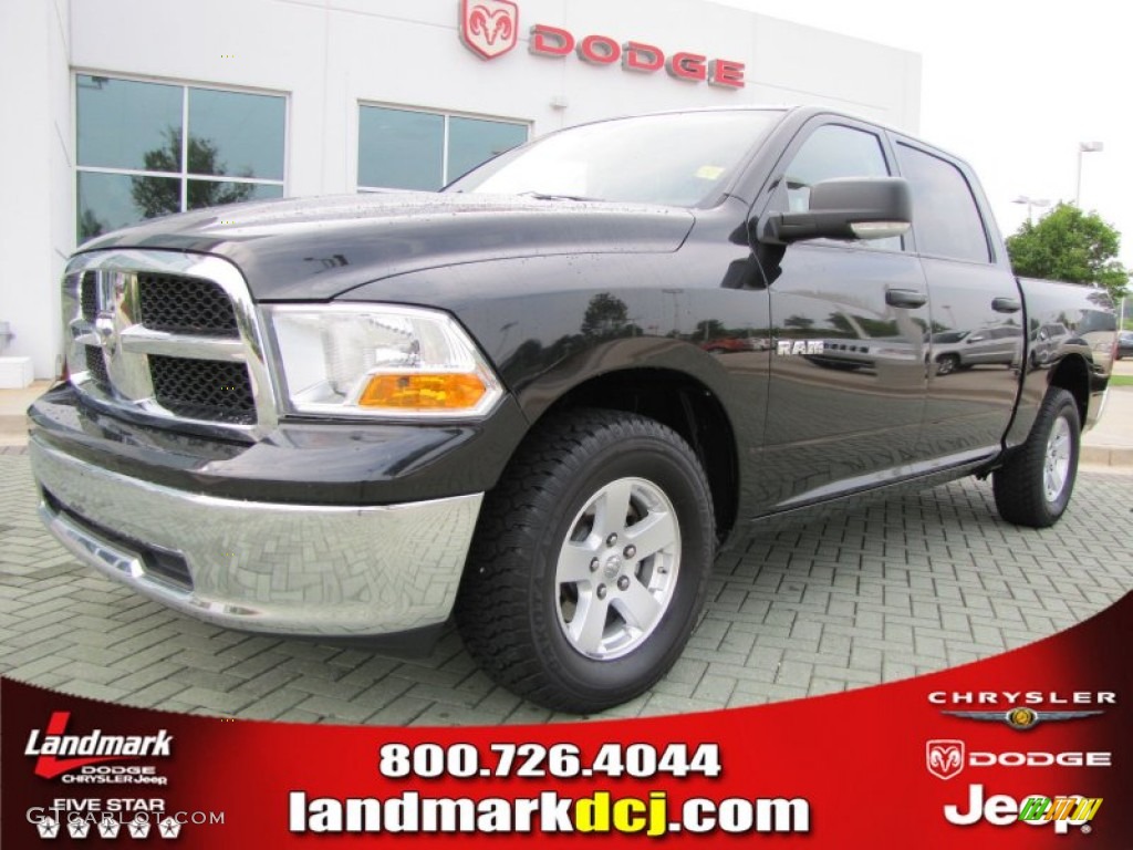 2009 Ram 1500 SLT Crew Cab - Brilliant Black Crystal Pearl / Light Pebble Beige/Bark Brown photo #1