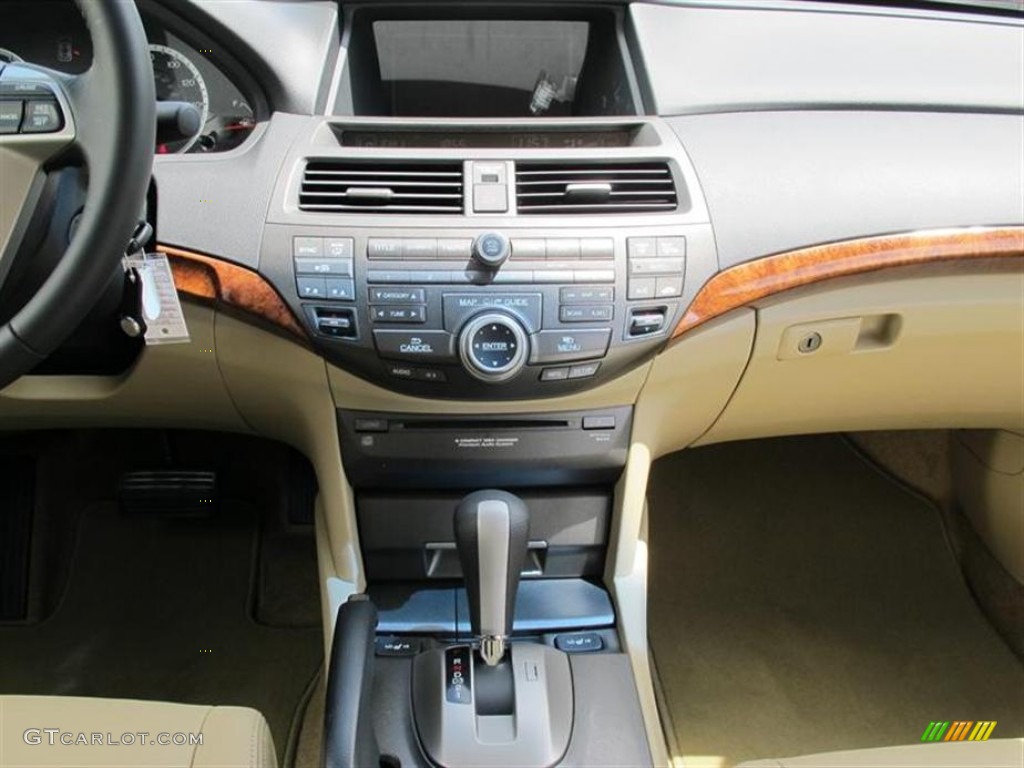 2011 Honda Accord EX-L V6 Sedan Controls Photo #51739243