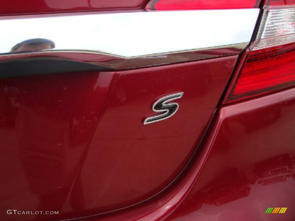 2011 Chrysler 200 S Marks and Logos Photo #51740224
