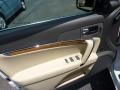2010 White Platinum Tri-Coat Lincoln MKZ FWD  photo #11