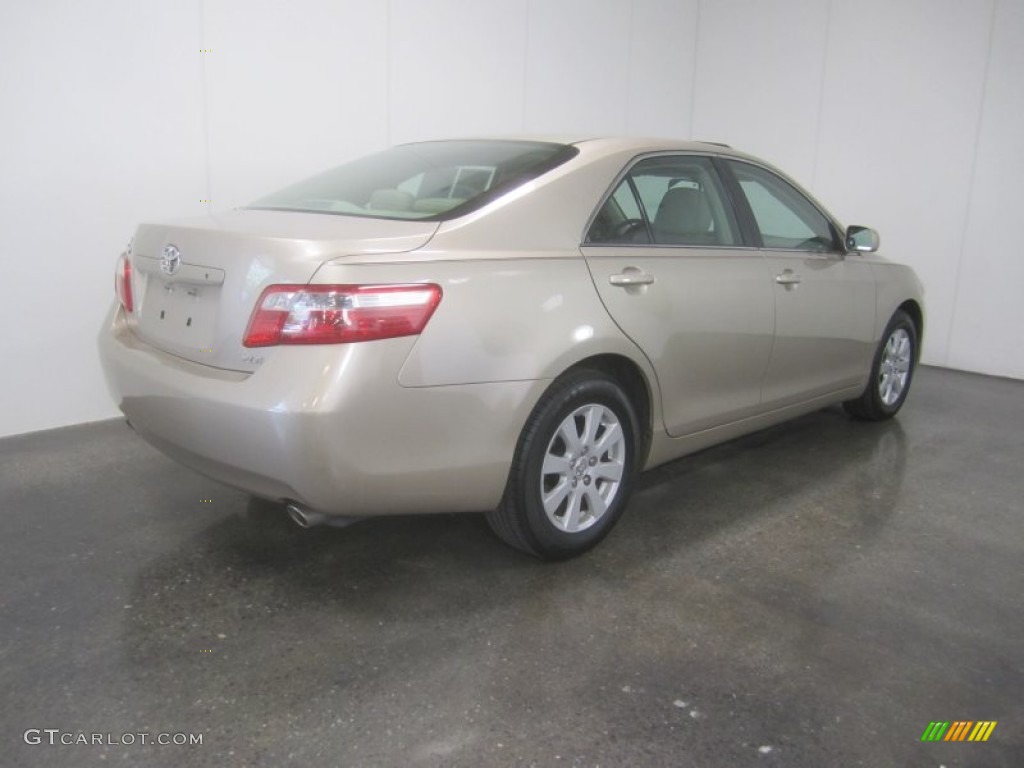 2008 Camry XLE V6 - Desert Sand Mica / Bisque photo #11