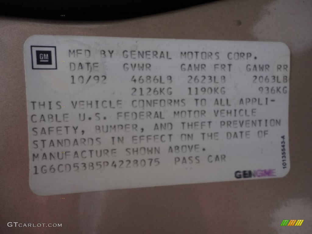 1993 DeVille Sedan - Light Driftwood Metallic / Black photo #15