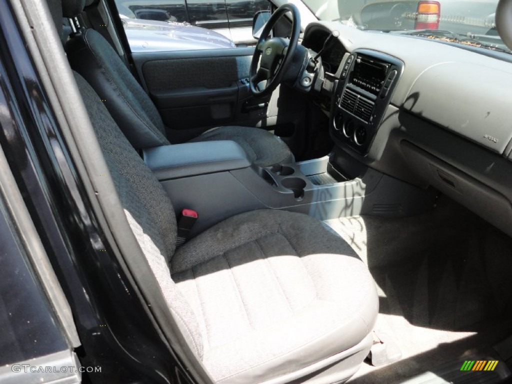 2002 Explorer XLS 4x4 - Black Clearcoat / Medium Prairie Tan/Graphite Accent photo #10