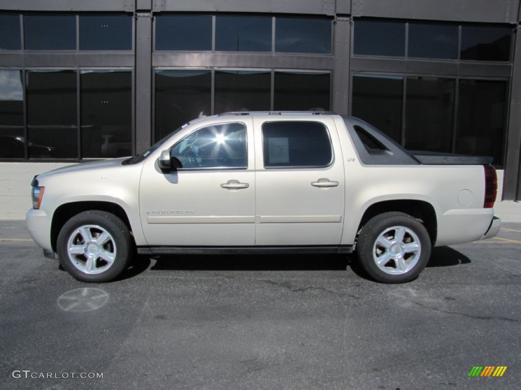 Gold Mist Metallic 2007 Chevrolet Avalanche LTZ 4WD Exterior Photo #51747682