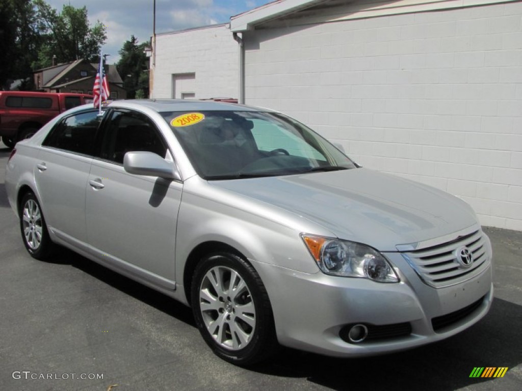 Classic Silver Metallic Toyota Avalon