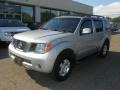 Silver Lightning Metallic - Pathfinder SE 4x4 Photo No. 1