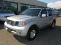 2006 Silver Lightning Metallic Nissan Pathfinder SE 4x4  photo #1