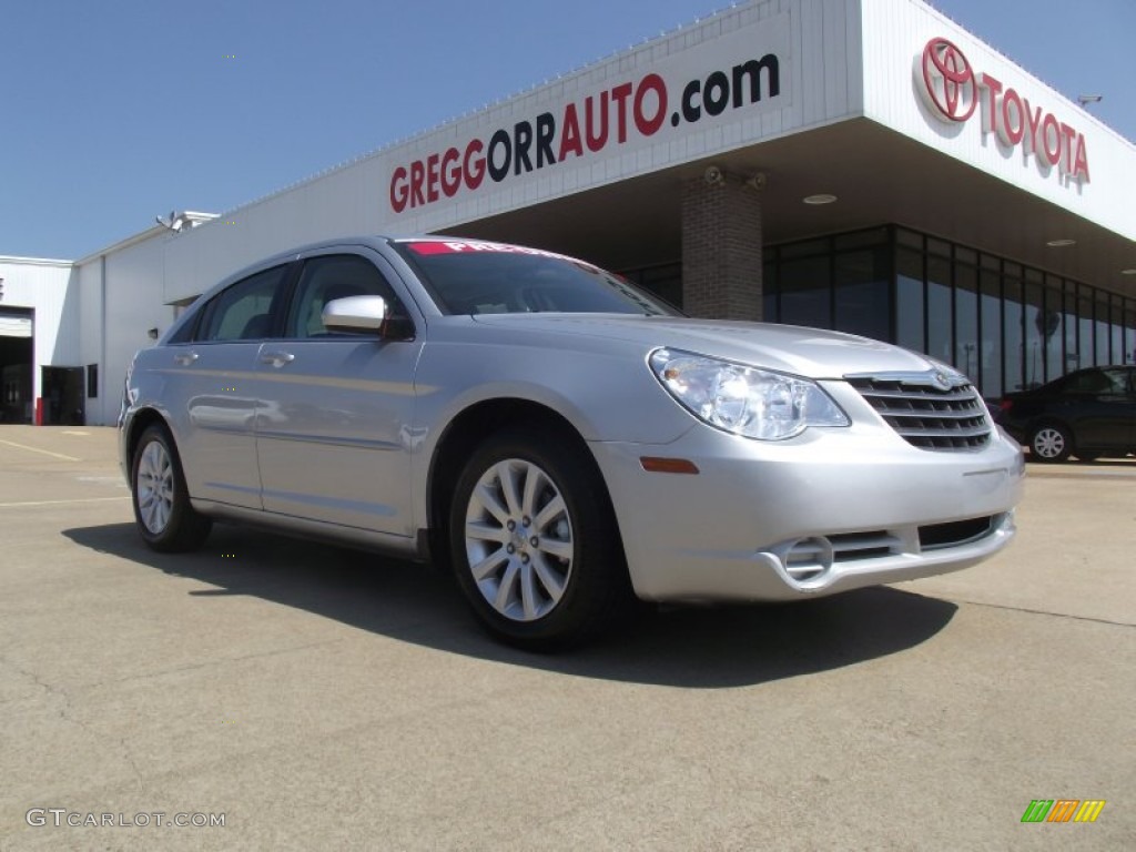 2010 Sebring Limited Sedan - Bright Silver Metallic / Dark Slate Gray photo #1