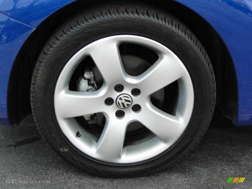 2007 Volkswagen New Beetle 2.5 Convertible Wheel Photo #51755134