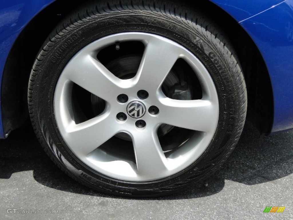 2007 Volkswagen New Beetle 2.5 Convertible Wheel Photo #51755152