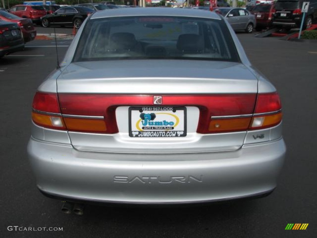 2001 L Series L300 Sedan - Bright Silver / Gray photo #8