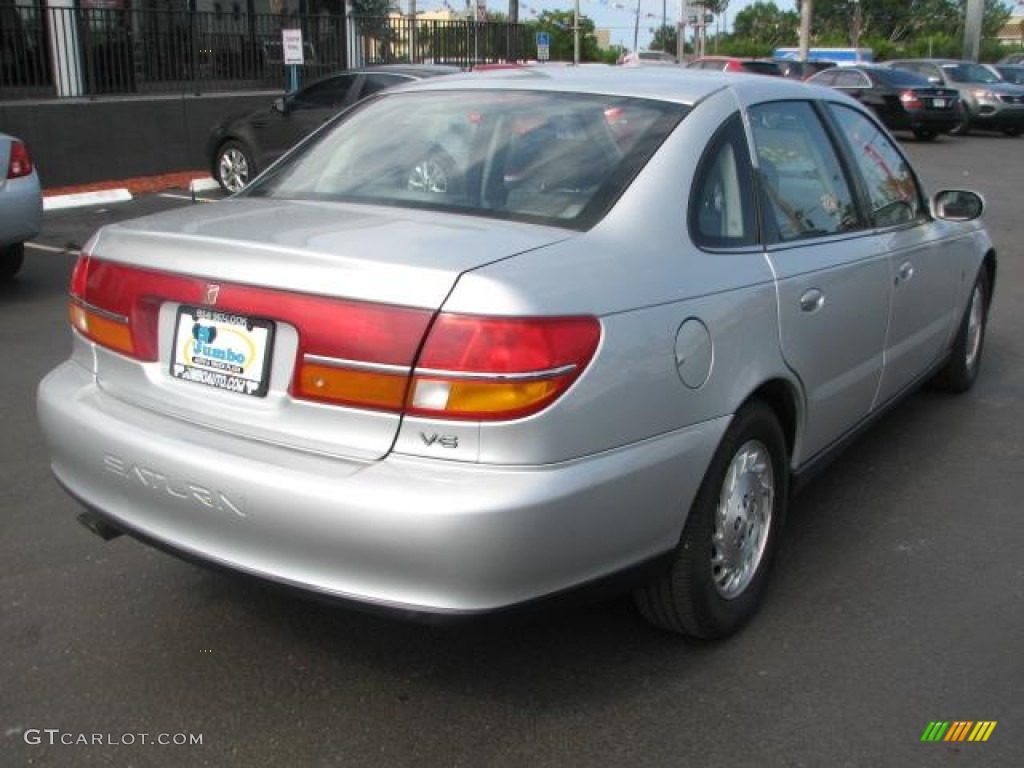 2001 L Series L300 Sedan - Bright Silver / Gray photo #9