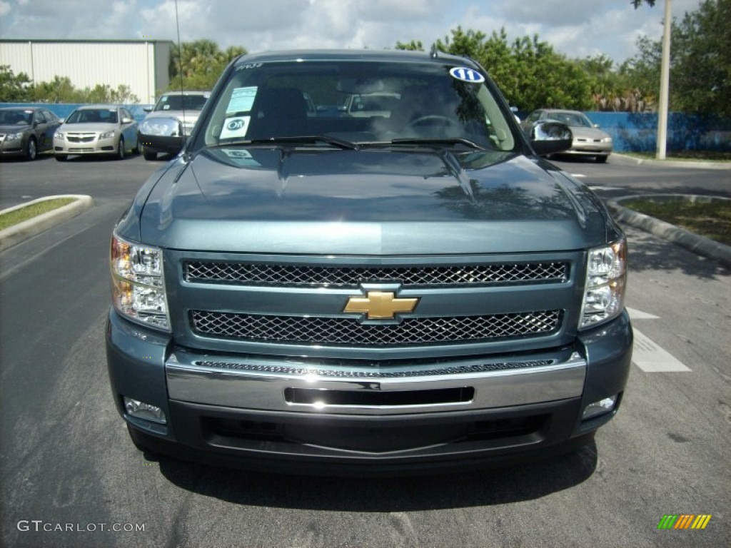 2011 Silverado 1500 LT Crew Cab - Blue Granite Metallic / Ebony photo #2