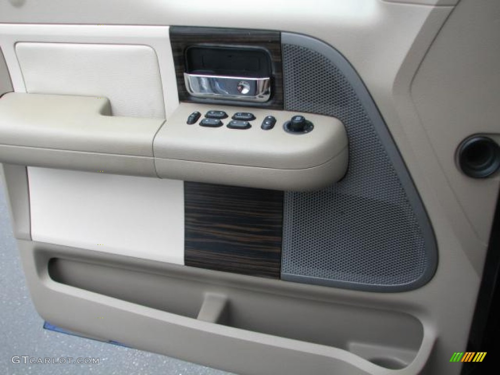 2007 Lincoln Mark LT SuperCrew Light Parchment/Espresso Door Panel Photo #51759502