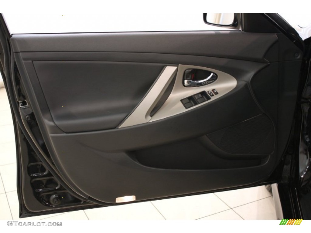 2009 Camry SE V6 - Black / Charcoal photo #5