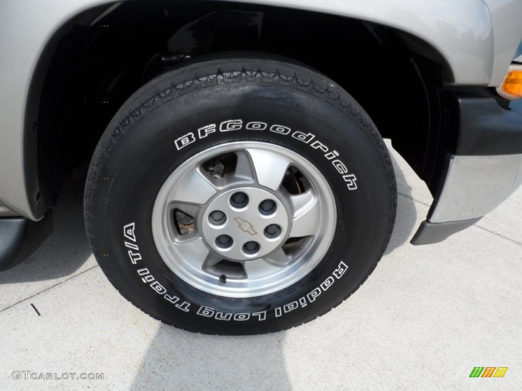 2002 Chevrolet Tahoe LS Wheel Photo #51763357
