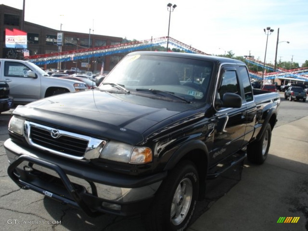 1999 B-Series Truck B4000 SE Extended Cab 4x4 - Black / Gray photo #4