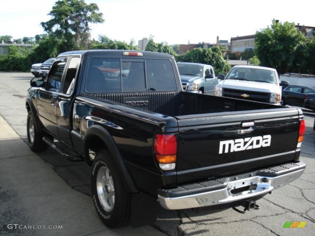1999 B-Series Truck B4000 SE Extended Cab 4x4 - Black / Gray photo #6