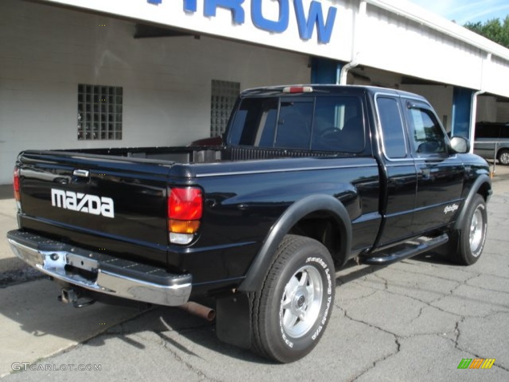 1999 B-Series Truck B4000 SE Extended Cab 4x4 - Black / Gray photo #8