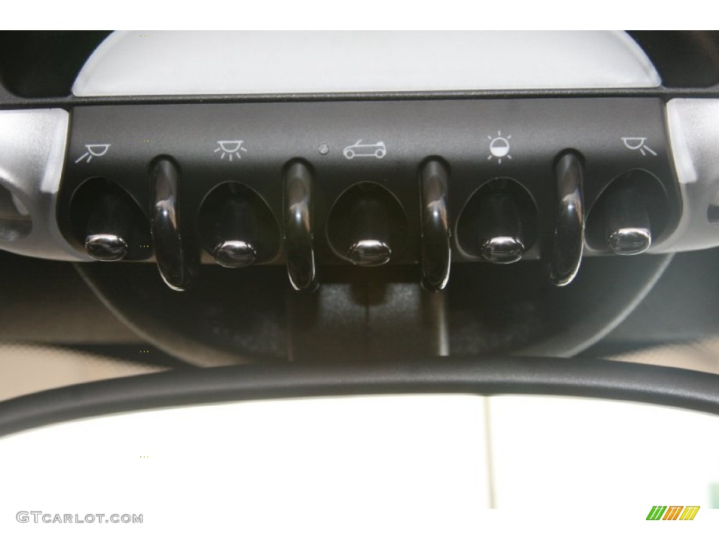 2011 Cooper S Convertible - Chili Red / Carbon Black photo #26