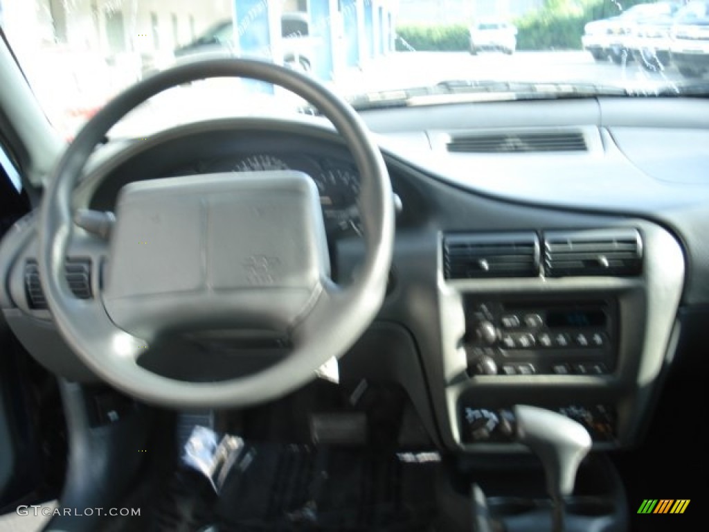 2002 Cavalier Coupe - Indigo Blue Metallic / Graphite photo #13