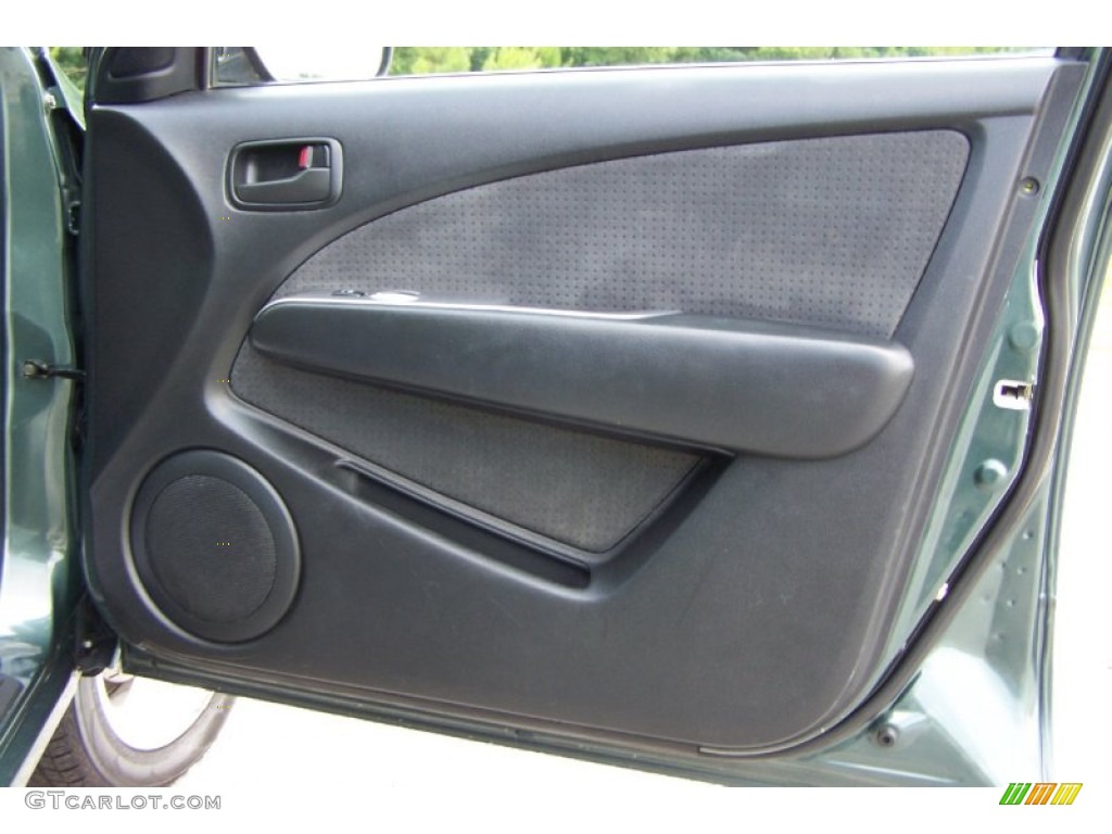 2005 Mitsubishi Outlander XLS Charcoal Door Panel Photo #51768342
