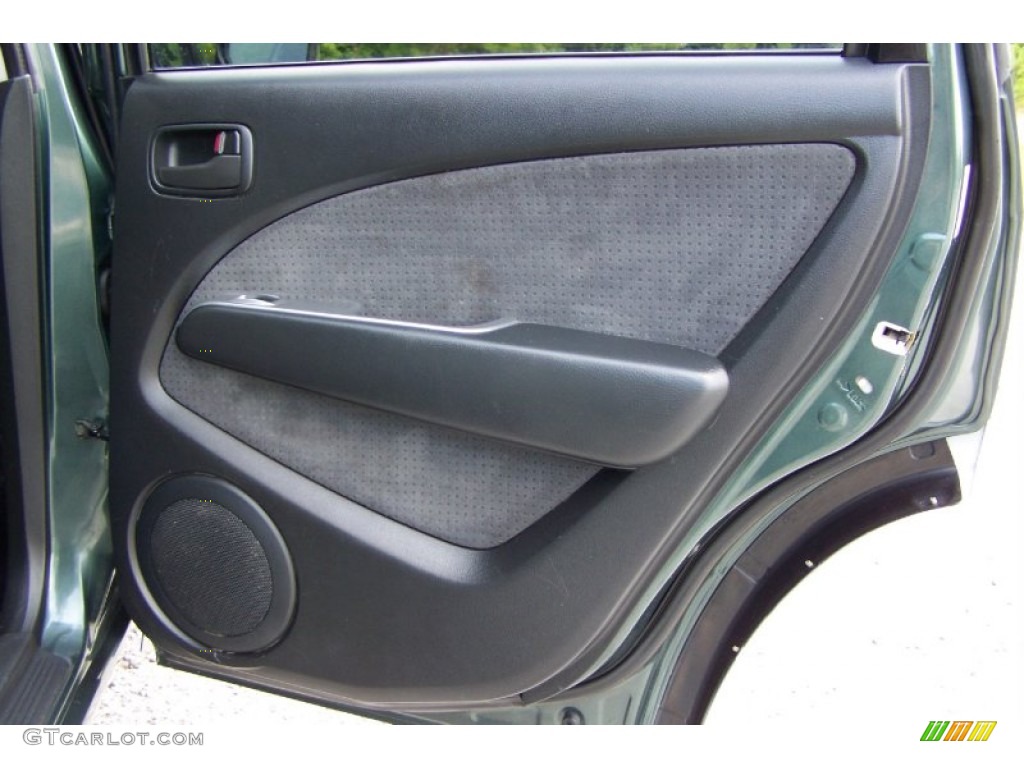 2005 Mitsubishi Outlander XLS Charcoal Door Panel Photo #51768363