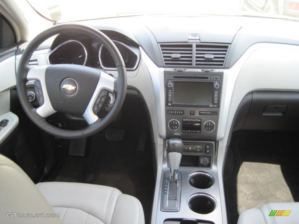 2009 Chevrolet Traverse LTZ AWD Light Gray/Ebony Dashboard Photo #51768905