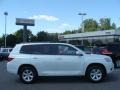 2009 Blizzard White Pearl Toyota Highlander   photo #1