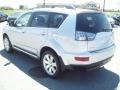 2011 Cool Silver Metallic Mitsubishi Outlander SE AWD  photo #3