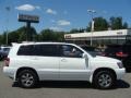 Super White 2004 Toyota Highlander V6 4WD
