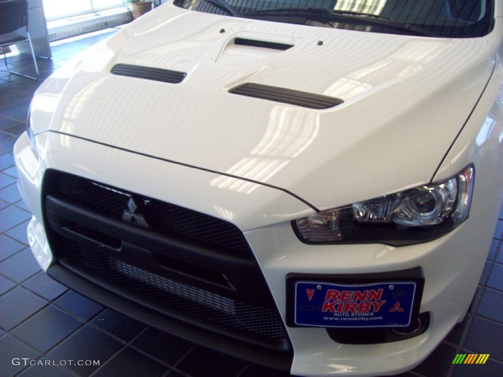 2011 Lancer Evolution GSR - Wicked White / Black photo #11