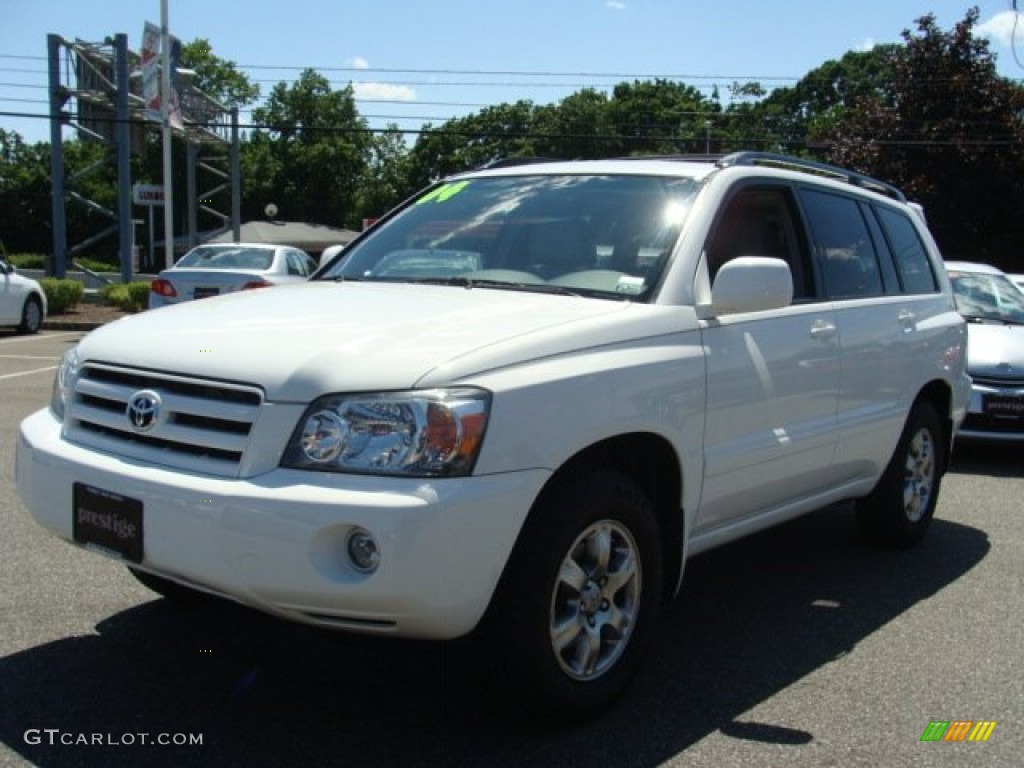 2004 Highlander V6 4WD - Super White / Ash photo #3