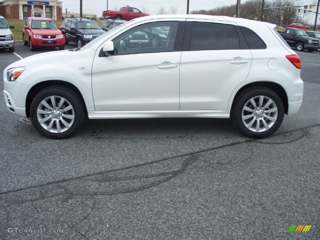Diamond White Pearl 2011 Mitsubishi Outlander Sport SE Exterior Photo #51772213