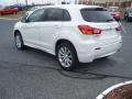 Diamond White Pearl - Outlander Sport SE Photo No. 3