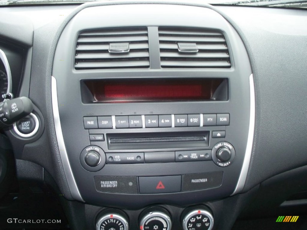 2011 Mitsubishi Outlander Sport SE Controls Photo #51772339