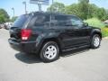 Black - Grand Cherokee Laredo 4x4 Photo No. 3